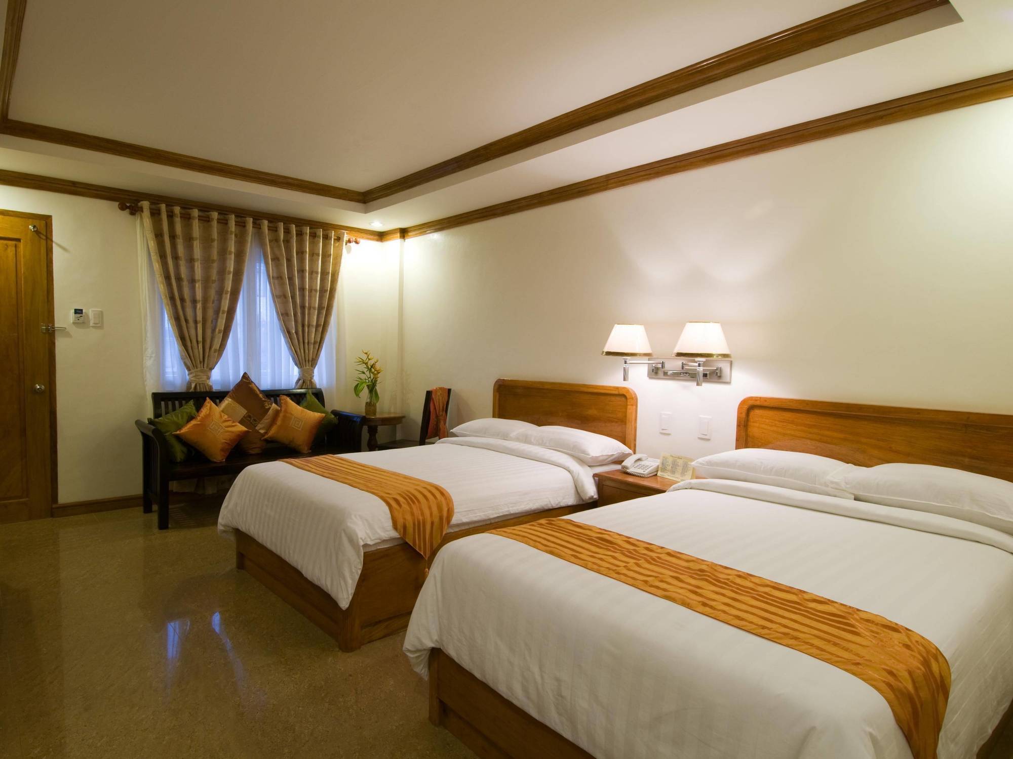 Grand Boracay Hotel