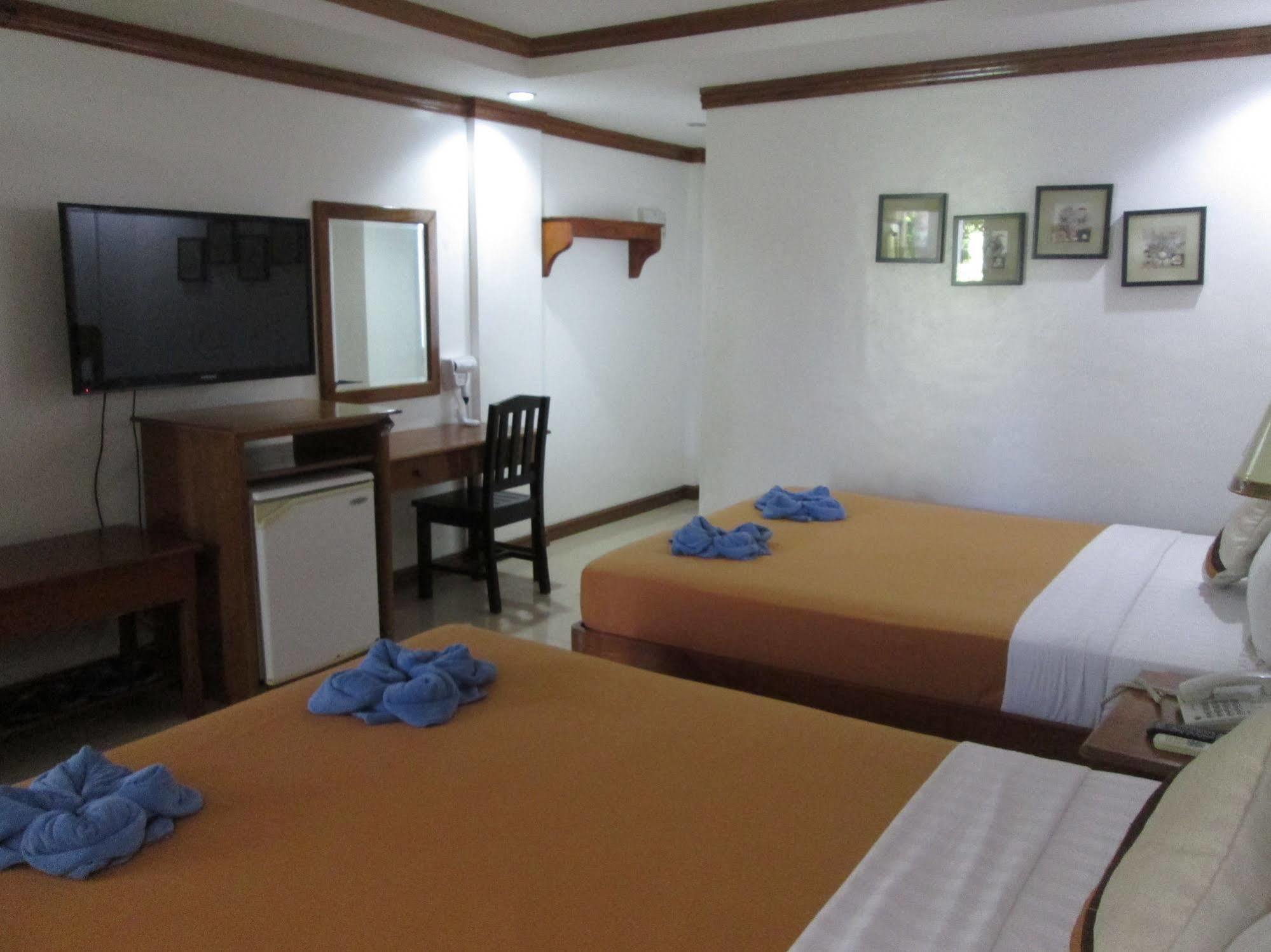 Grand Boracay 4*